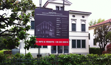 cartello ristruturazione edificio